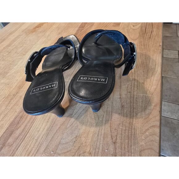 Harold's Black Leather Buckle Kitten Heels Sandals Women's SZ 9 Squared Toe - Picture 4 of 5